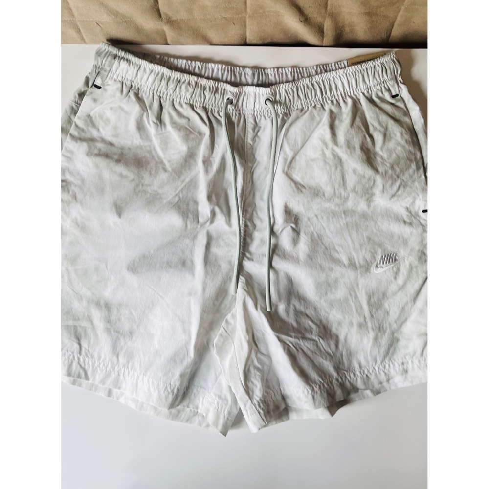 Nike Tech Pack Men's Small Woven Nylon Shorts NWT White Standard Fit Drawstring